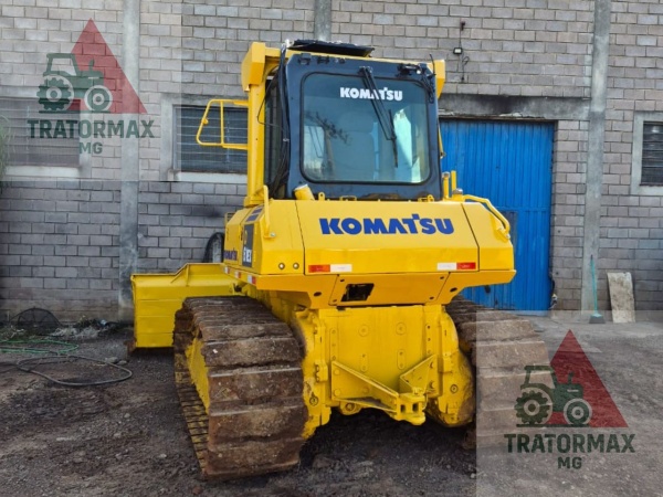 Trator de Esteira Komatsu D61-EX ano 2012