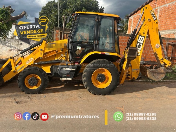 Retroescavadeira JCB 3CX ano 2021