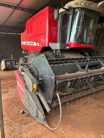 Colheitadeira Massey Ferguson MF6690 ano 2014