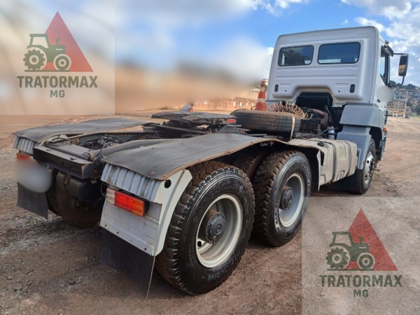 Caminhão Mercedes Benz Axor 3344 ano 2013 - Axor 3344 - Caminhões e Carretas