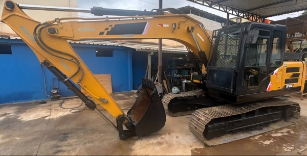 Escavadeira SANY SY135 C ano 2023