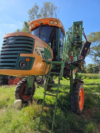 Pulverizador Autopropelido Stara Gladiador 2300 ano 2013