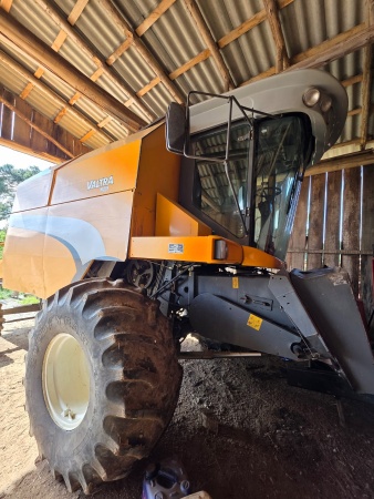 Colheitadeira Valtra BC4500 ano 2012