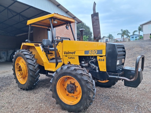 Trator Valmet 980 ano 1991