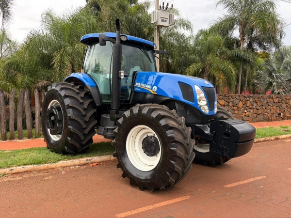 Trator New Holland T7.240 ano 2018