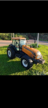 Trator Valtra BH 180 ano 2016