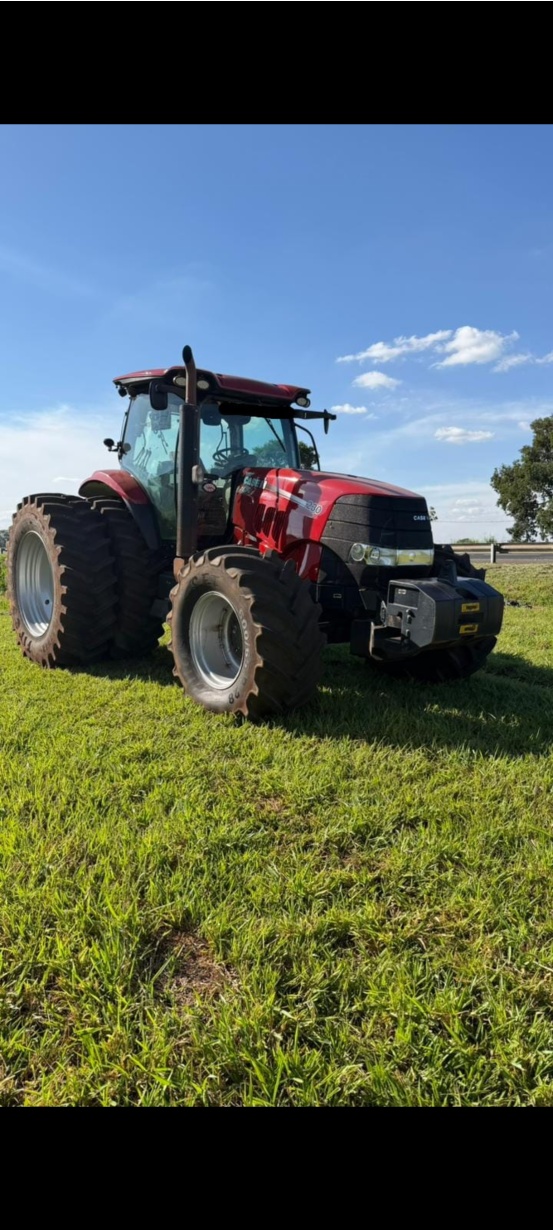 Trator Case Puma 230