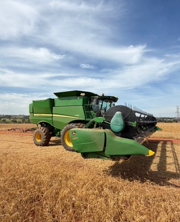 Colheitadeira John Deere S760 ano 2020