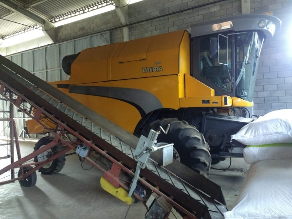 Colheitadeira Valtra BC4500 ano 2009