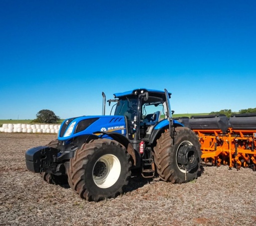 Trator New Holland T7.245 ano 2021 - T7.245 - Máquinas Agrícolas
