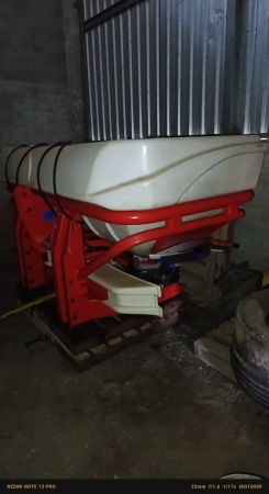 Distribuidor Kuhn ACCURA 1600 ano 2017