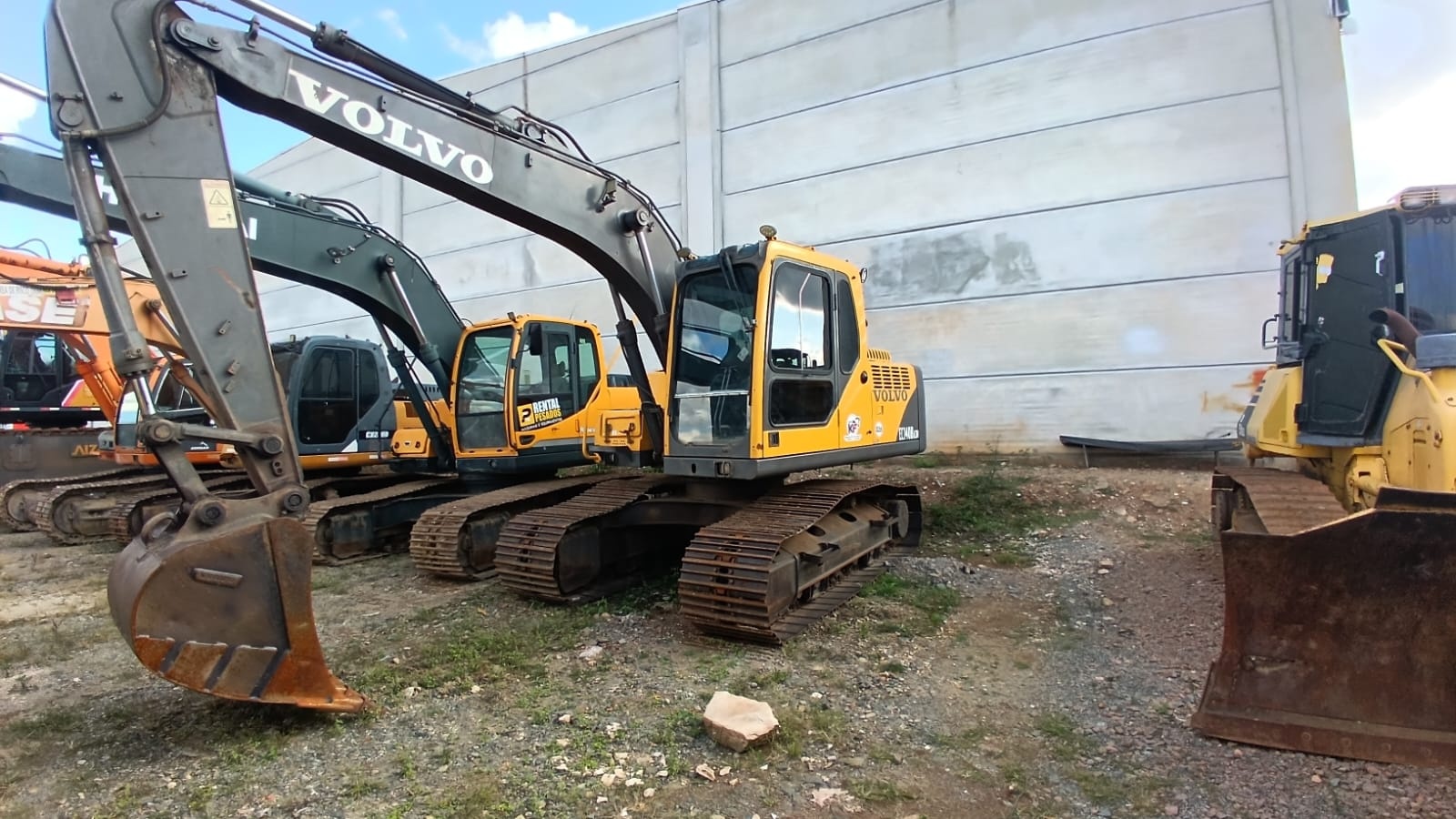 Escavadeira Volvo EC140BLC Prime ano 2015