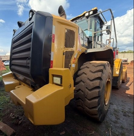 Pá Carregadeira Caterpillar 950L ano 2020