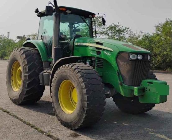 Trator John Deere 7200 J ano 2018