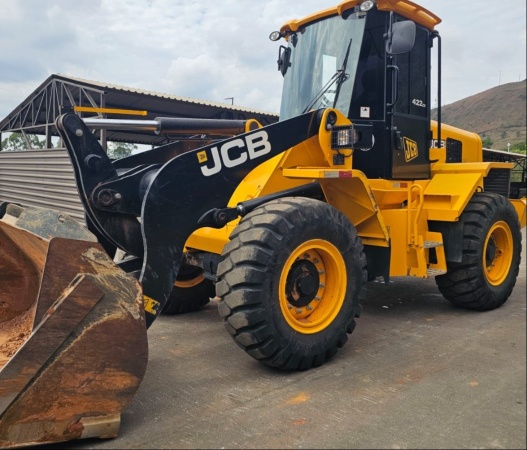 Pá Carregadeira JCB 422ZX ano 2024
