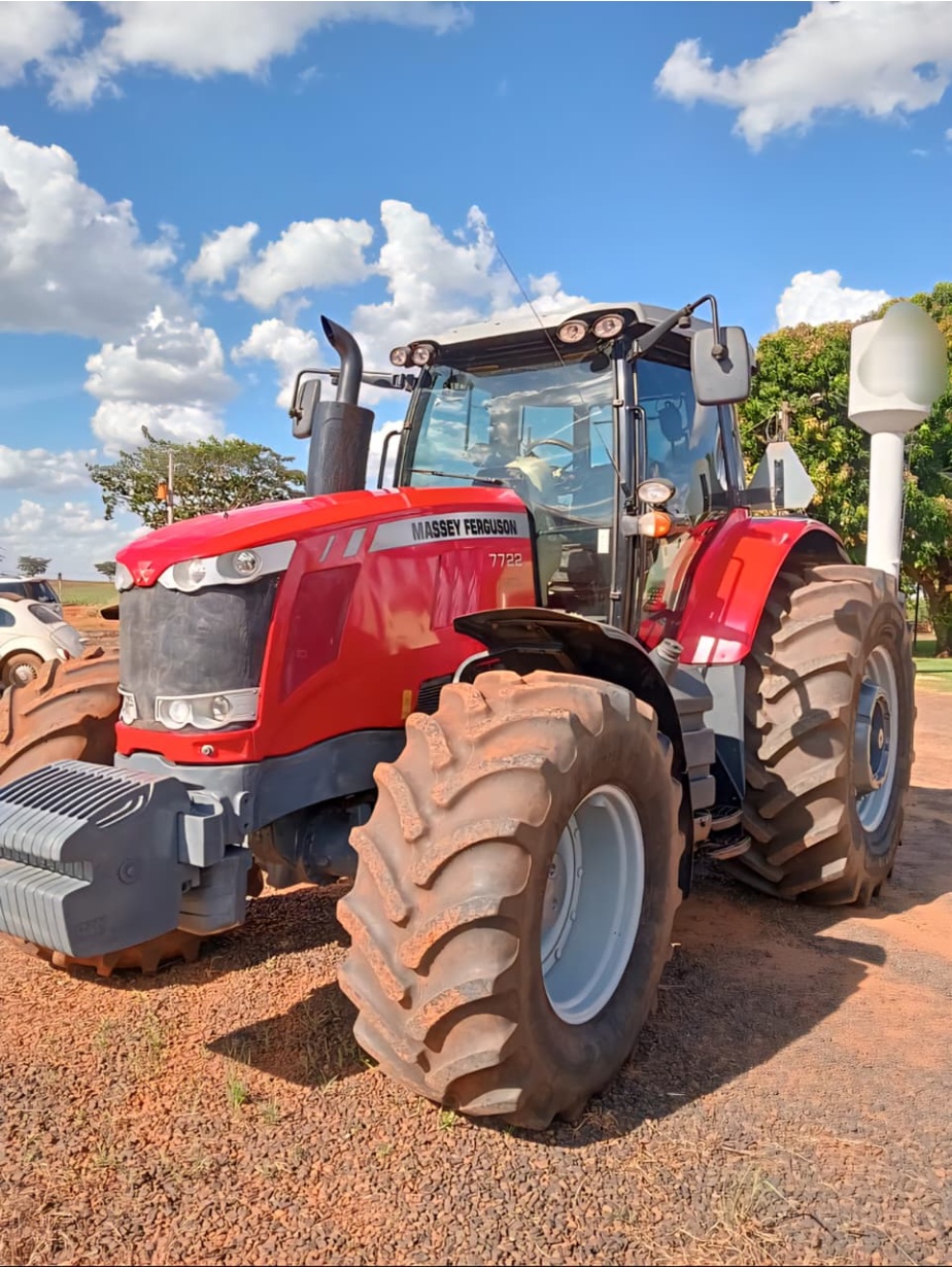 Trator Massey Ferguson 7722 ano 2018