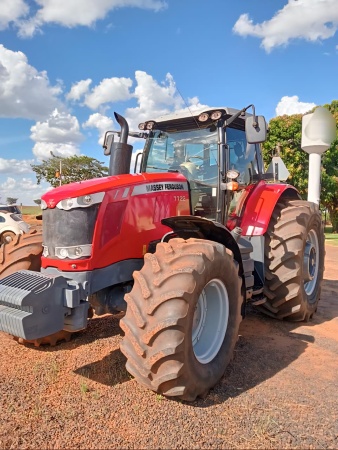 Trator Massey Ferguson 7722 ano 2018