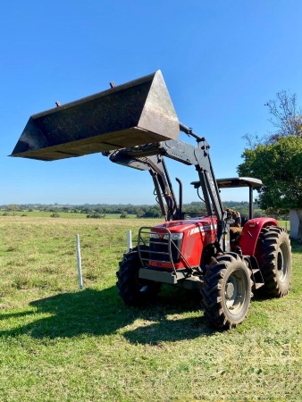 Trator Massey Ferguson MF 4275 ano 2016