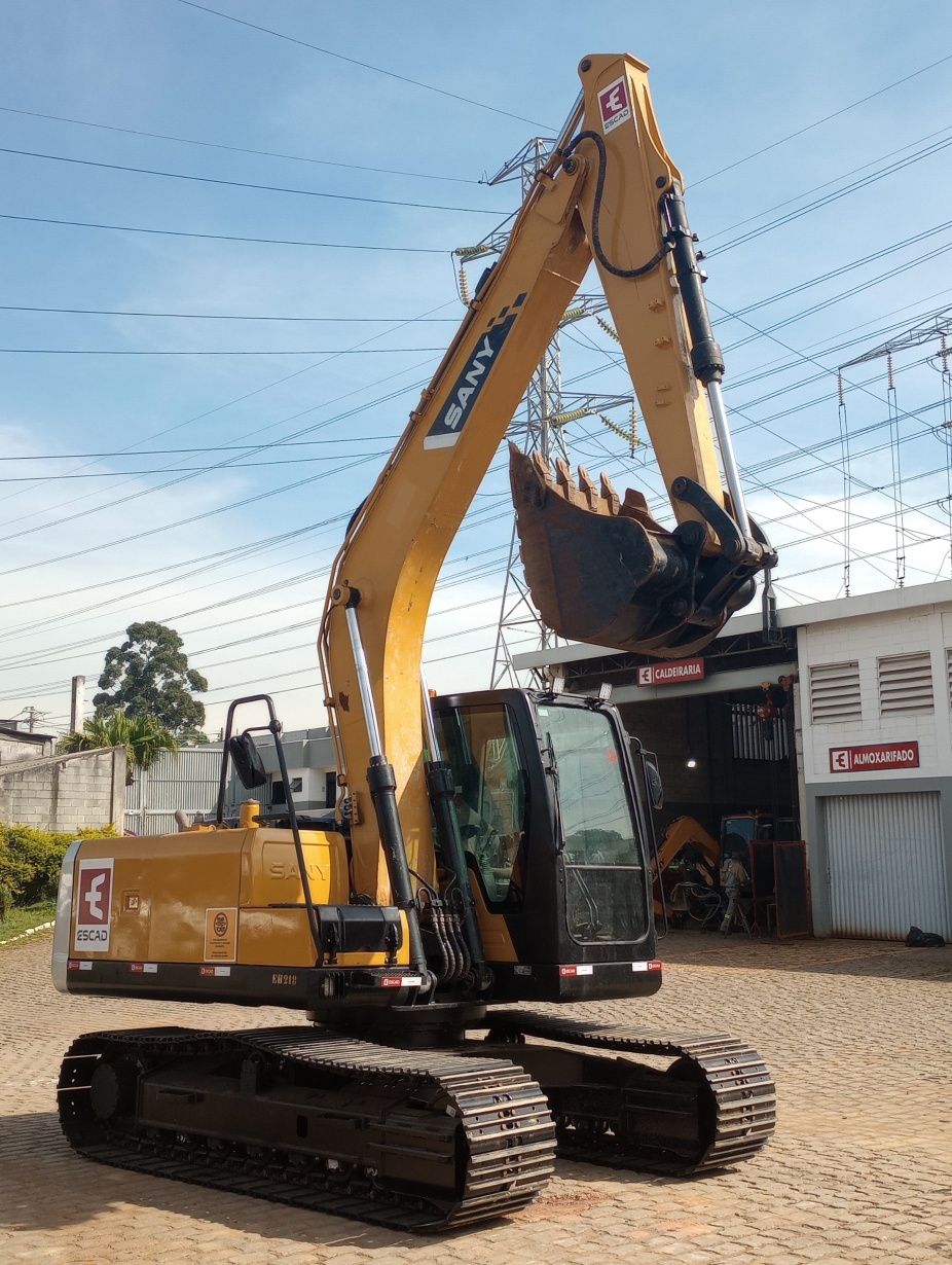 Escavadeira SANY SY135 C ano 2021