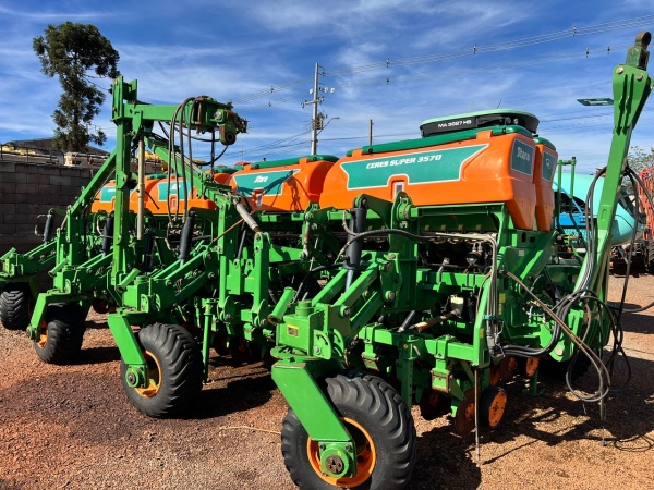 Plantadeira Stara Ceres Super 3570 ano 2018