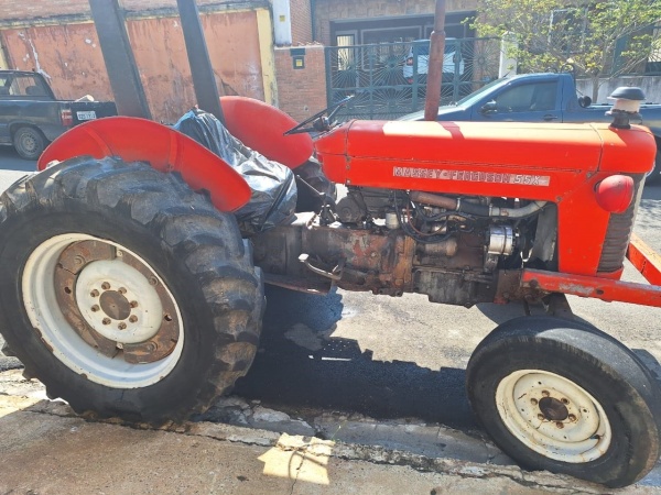 Trator Massey Ferguson 55X ano 1982 - 55X - Máquinas Agrícolas