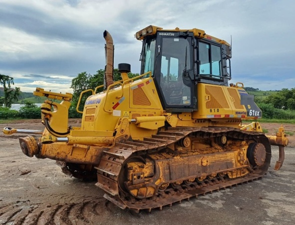 Trator de Esteira Komatsu D61-EX ano 2022