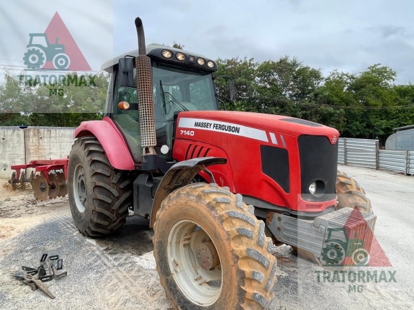 Trator Massey Ferguson MF 7140 ano 2010