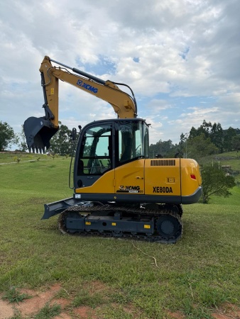 Mini Escavadeira XCMG XE80DA ano 2026