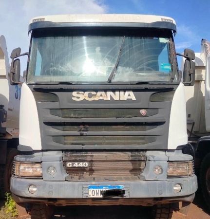 Caminhão Scania G 440 ano 2014 - G 440 - Caminhões e Carretas