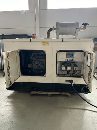 Gerador de Energia Maquigeral 80 kVA ano 2012