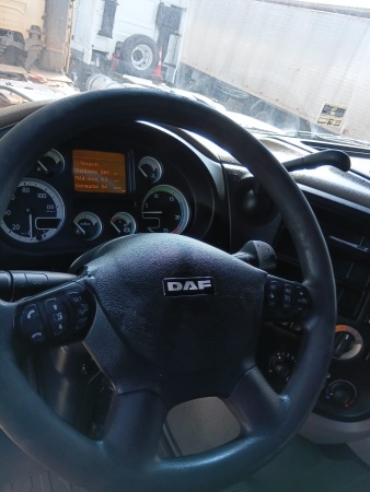 Caminhão DAF XF 105 FTS 460A - XF 105 FTS 460A - Caminhões e Carretas