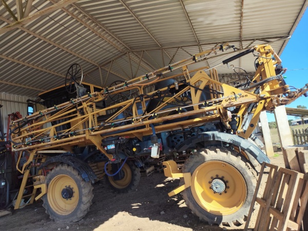 Pulverizador Gaurus Scorpion 2000 ano 2019