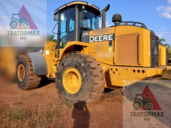 Pá Carregadeira John Deere 644K ano 2015