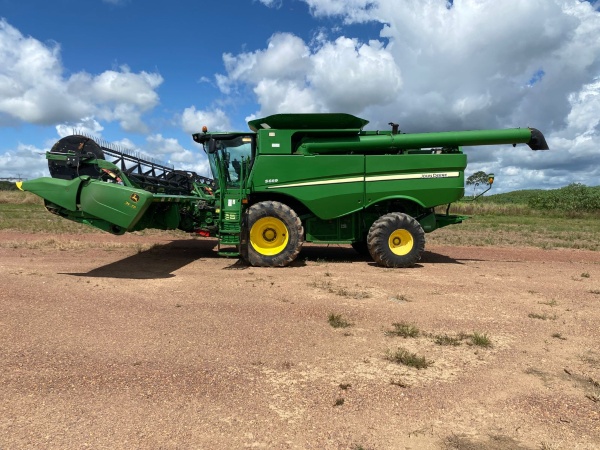 Colheitadeira John Deere S660 ano 2016