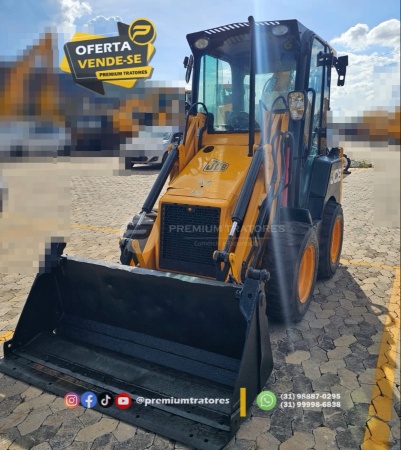 Mini Retroescavadeira JCB 1CX ano 2016