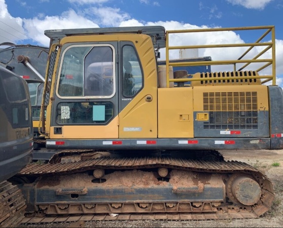 Escavadeira Volvo EC210BLC ano 2012 - EC210BLC - Máquinas de Linha Amarela