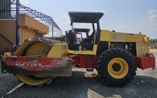 Rolo Compactador Dynapac CA25 ano 2006 - CA25 - Pavimentação e Infraestrutura