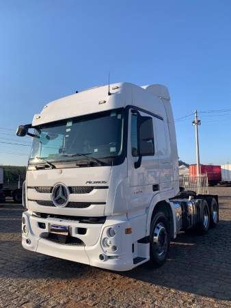 Caminhão Mercedes Benz ACTROS 2546 LS 6X2 ano 2019