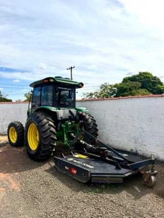 Trator John Deere 5085E ano 2018 - 5085E - Máquinas Agrícolas
