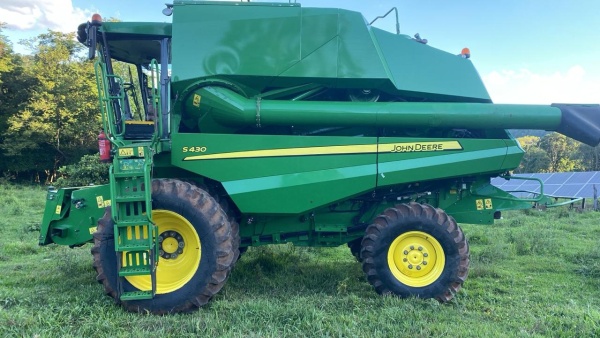 Colheitadeira John Deere S430 ano 2020 - S430 - Máquinas Agrícolas