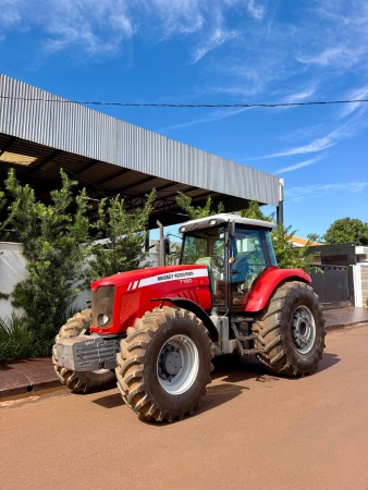 Trator Massey Ferguson MF 7180 ano 2013