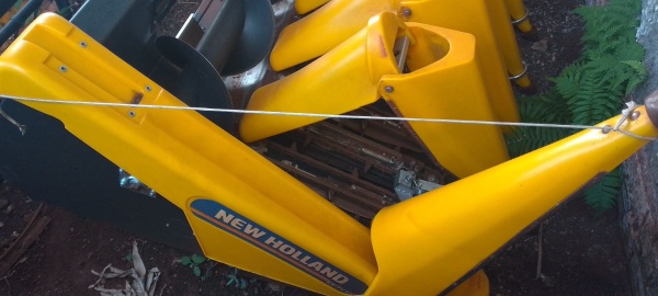 Plataforma New Holland PLATAFORMA DE MILHO NH ANO 2018 ano 2023