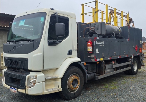 Caminhão Volvo VM 270 ano 2022 - VM 270 - Caminhões e Carretas