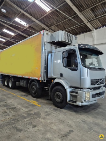 Caminhão Volvo vm 260 ano 2010