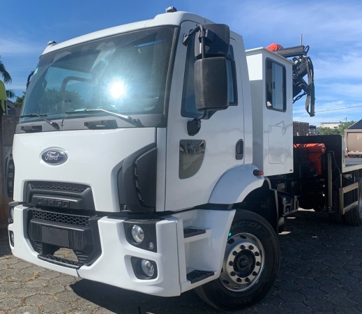 Caminhão Ford cargo ano 2017