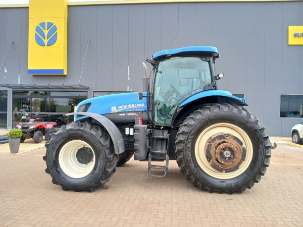 Trator New Holland T7.245 ano 2019