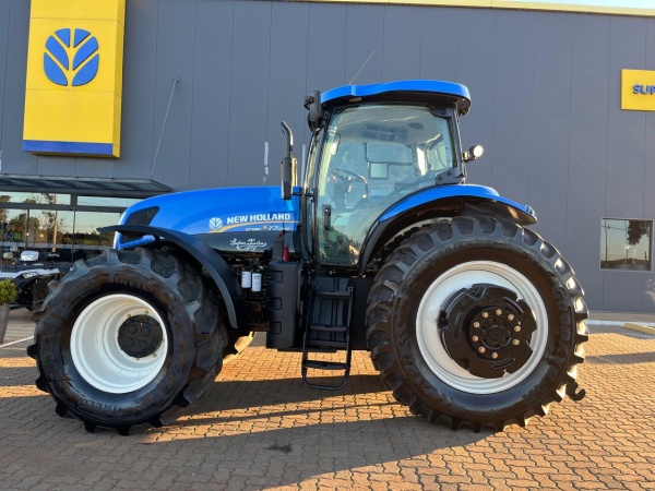 Trator New Holland T7.245 ano 2019