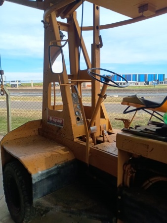 Guindaste Hyster K-110 ano 1985