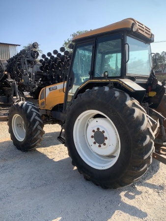 Trator Valtra A750 ano 2009