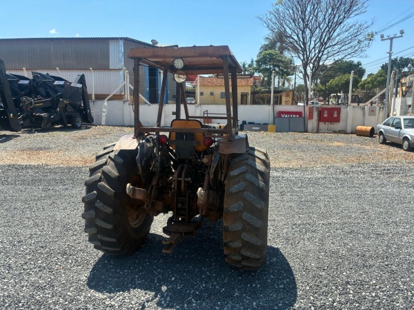 Trator Valtra BF75 ano 2008